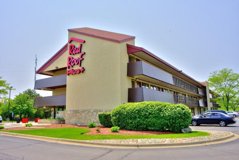 Super 8 By Wyndham Deerfield - Northbrook Hotel Luaran gambar