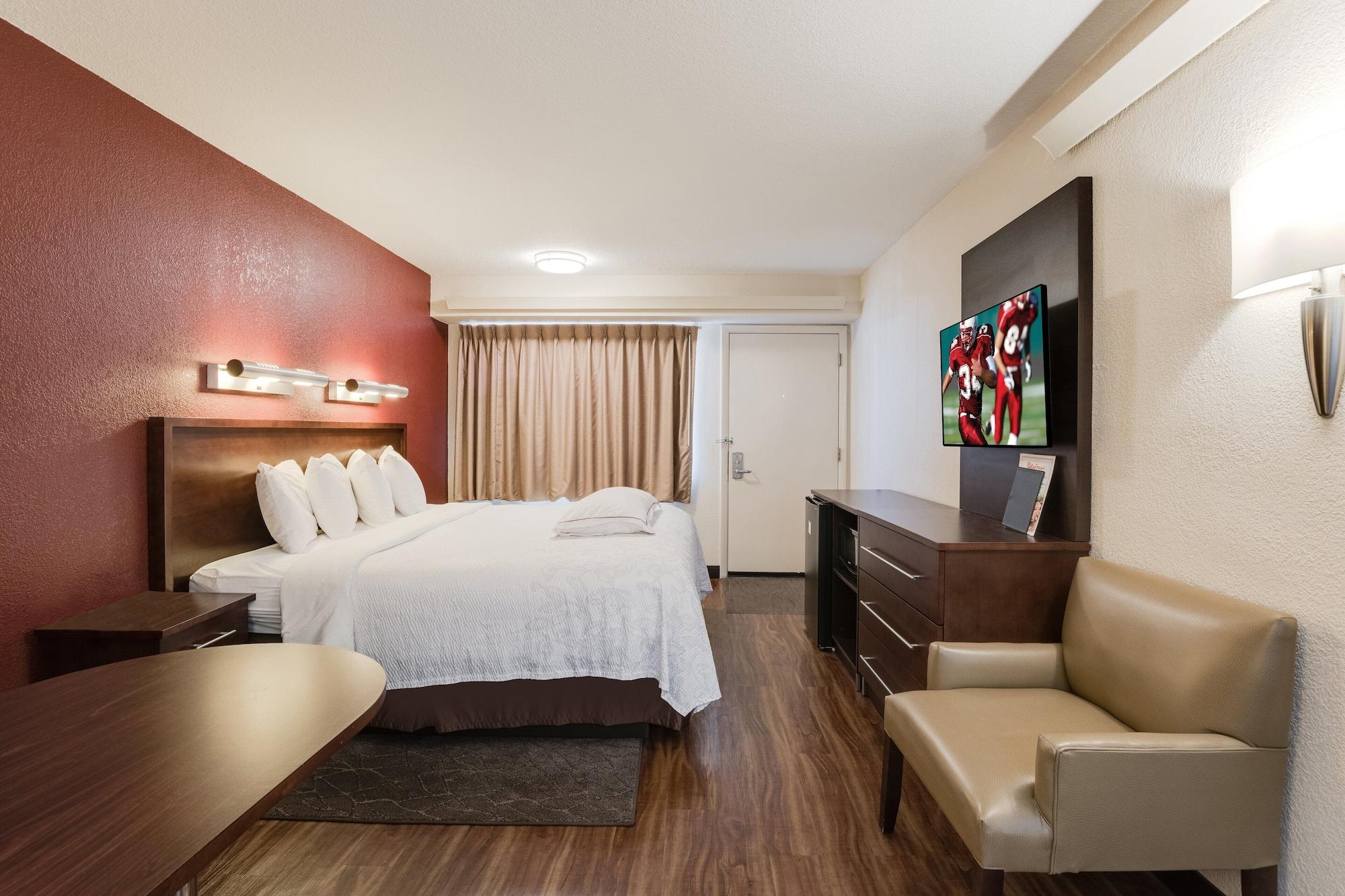 Super 8 By Wyndham Deerfield - Northbrook Hotel Luaran gambar