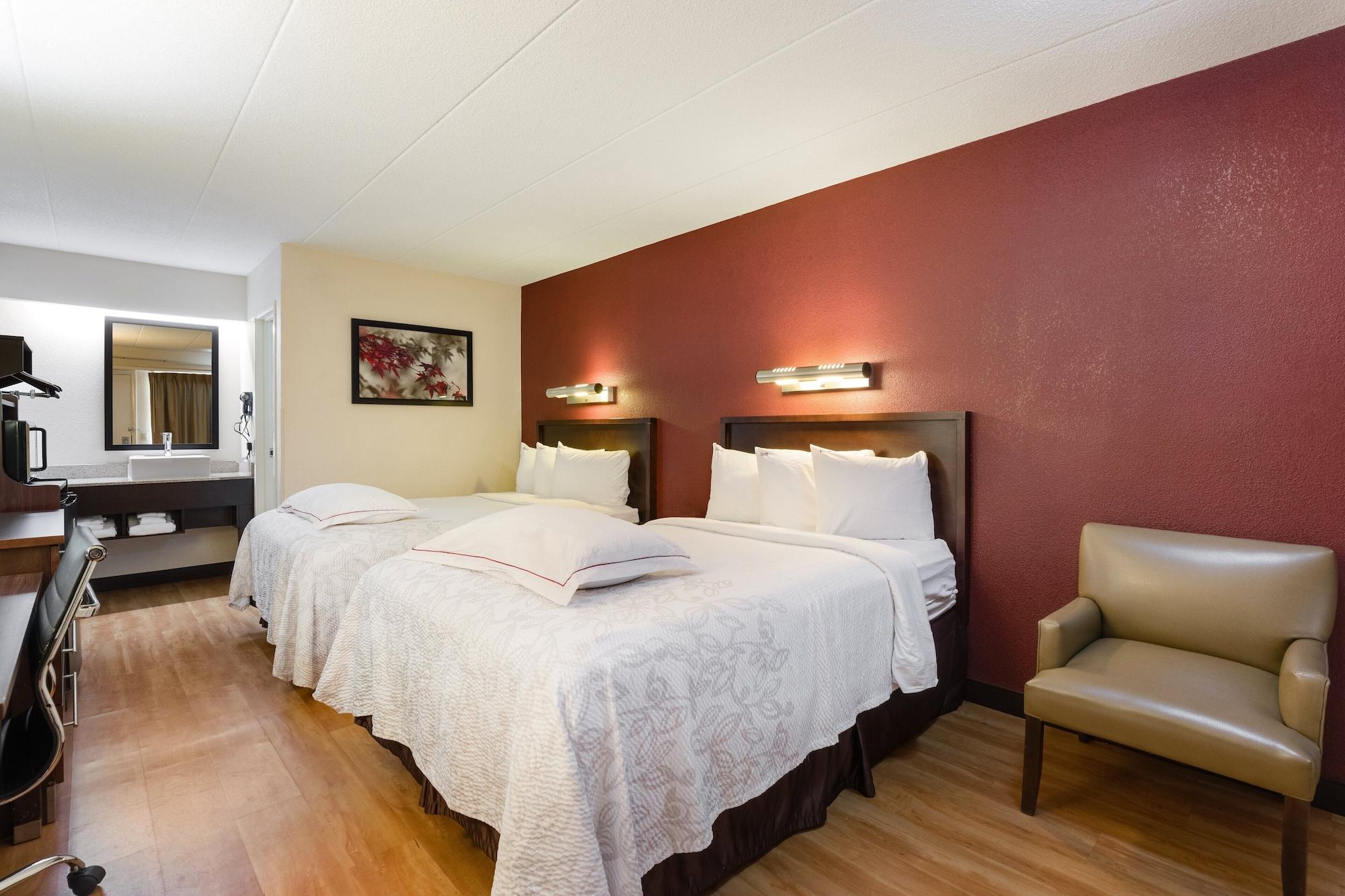 Super 8 By Wyndham Deerfield - Northbrook Hotel Luaran gambar