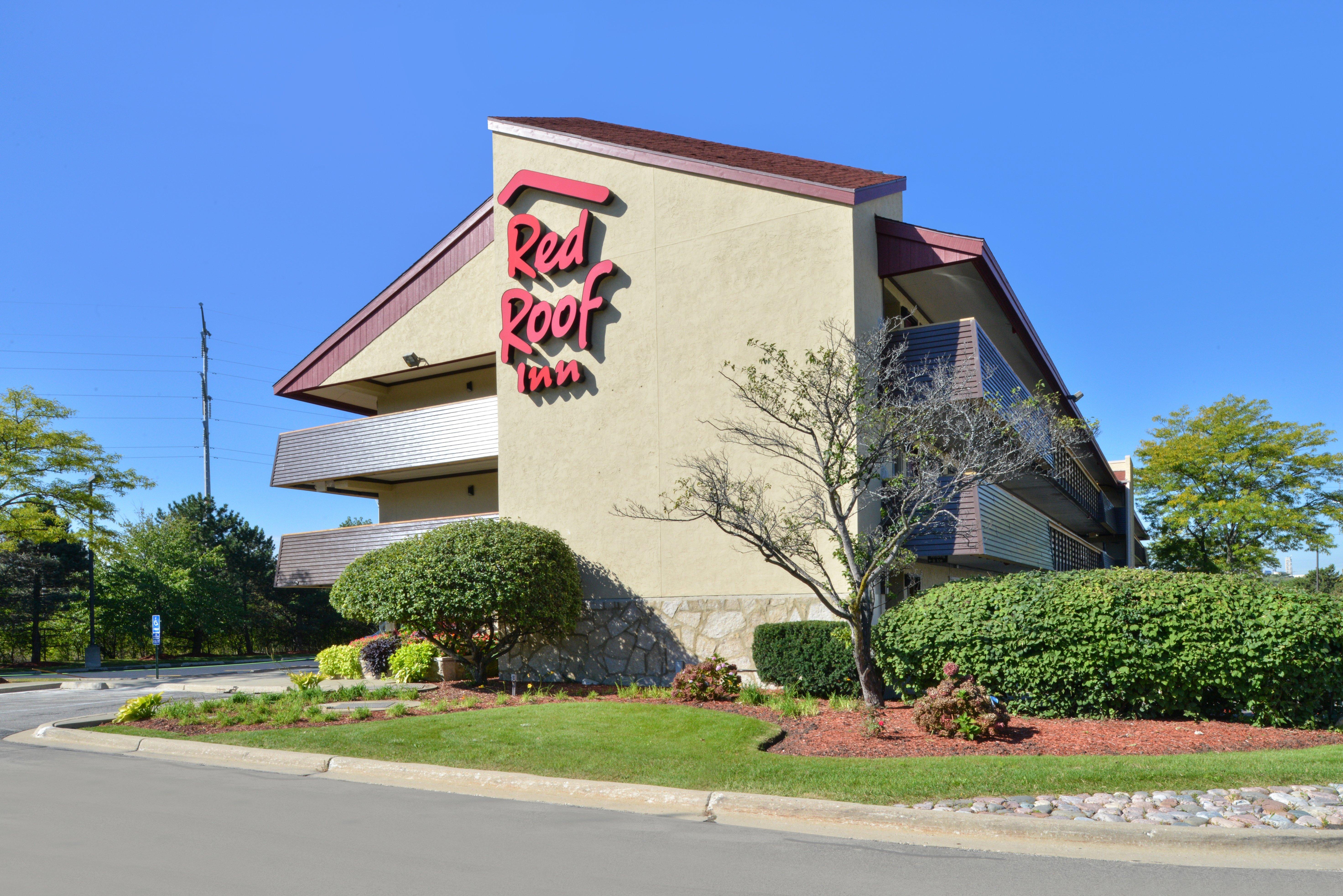 Super 8 By Wyndham Deerfield - Northbrook Hotel Luaran gambar