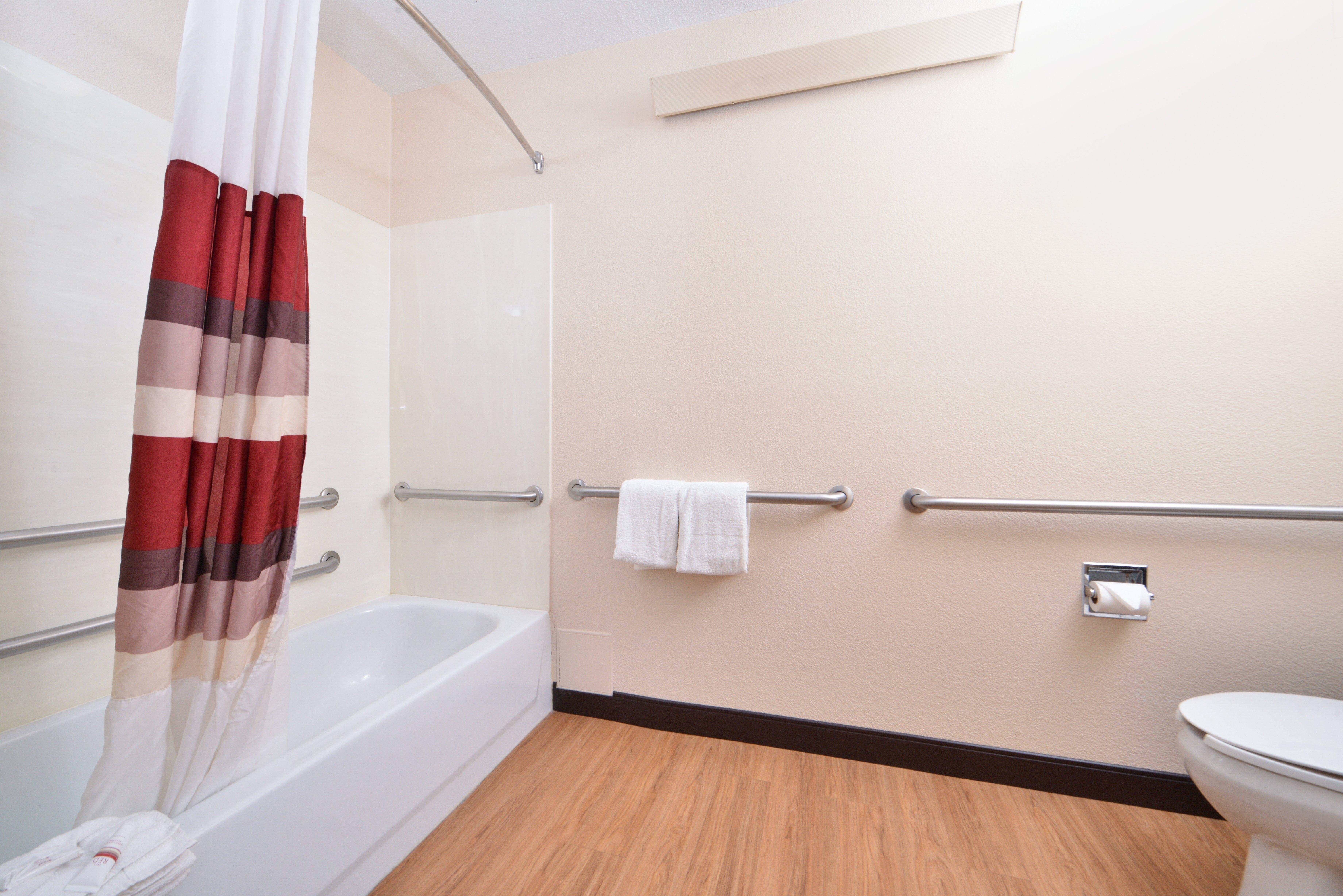 Super 8 By Wyndham Deerfield - Northbrook Hotel Luaran gambar