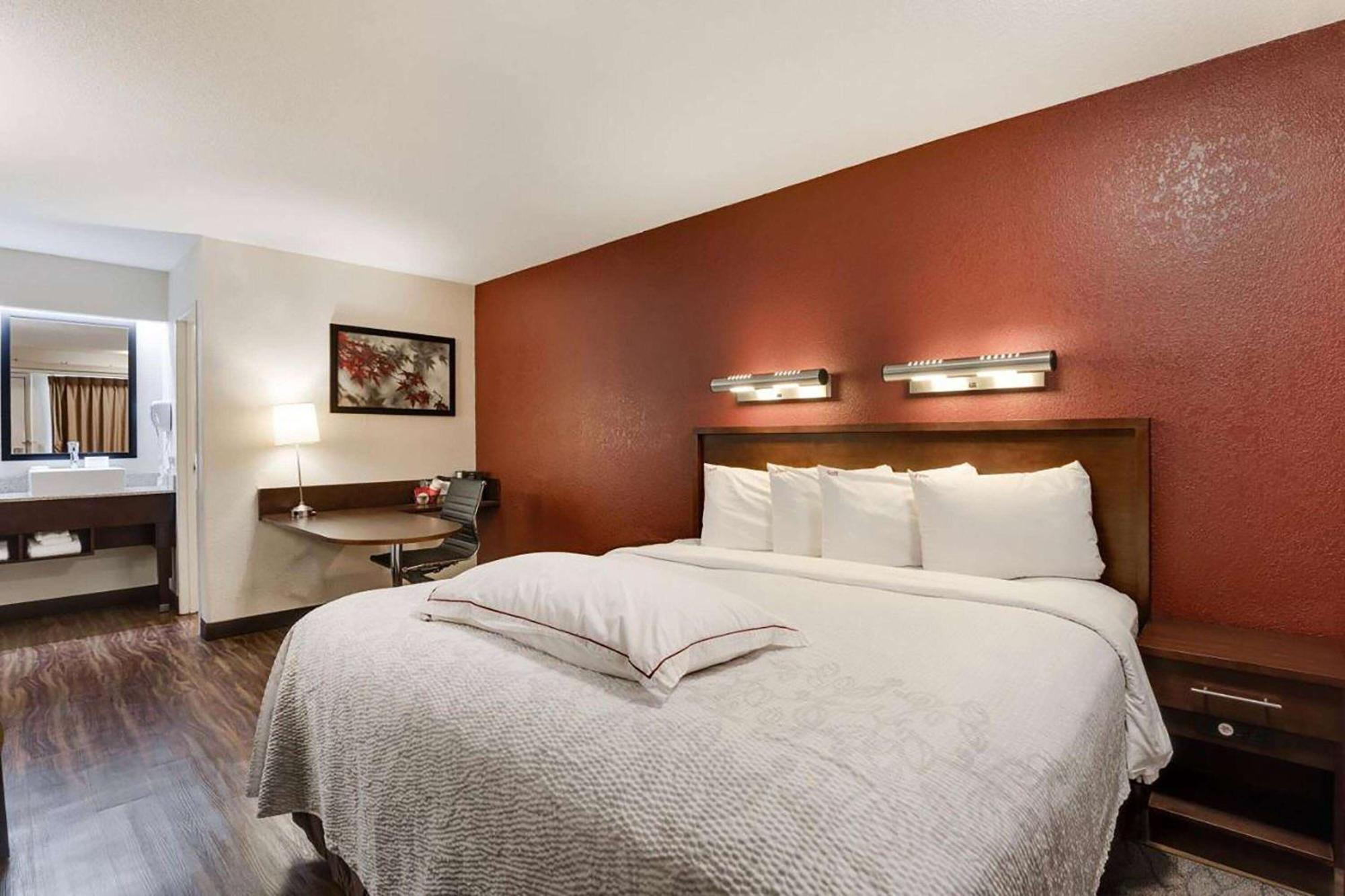 Super 8 By Wyndham Deerfield - Northbrook Hotel Luaran gambar